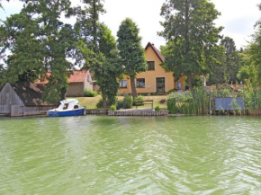 Ferienwohnung direkt am See Feldbe